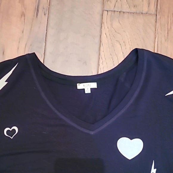 Kori black long-sleeved top with hearts & lightning bolts size Medium - Picture 2 of 6